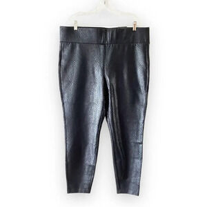 Torrid Textured Pixie Pants Black Croc Shine Women’s Size 2X Regular Slim Fix‎